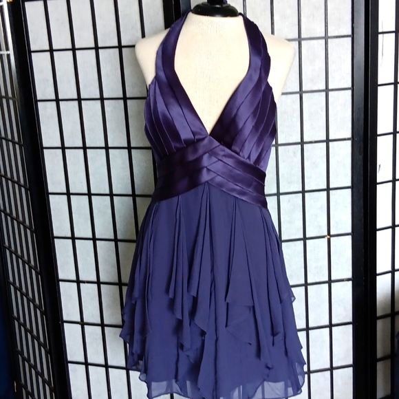 BCBGMaxAzria Dresses & Skirts - BCBGMAXAZRIA dress. Size 6.